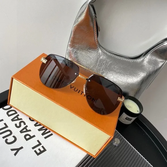 Louis Vuitton | Accessories | Louis Vuitton Sunglasses Gold  display picture 1